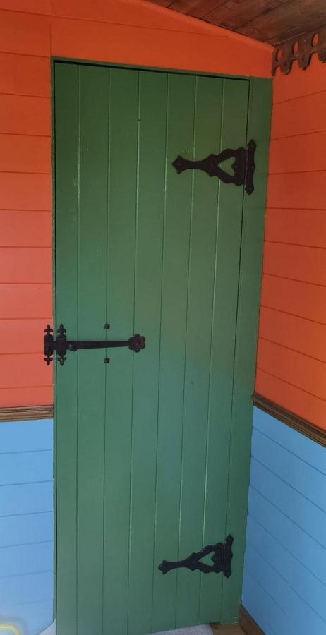 Roulotte Tipergwendiou Hotel Plougonvelin Bagian luar foto